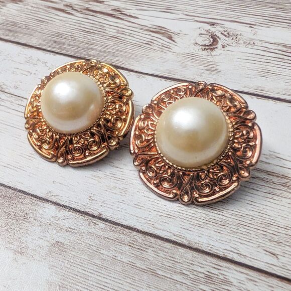 Vintage Clip On Earrings - 1.5" Large Statement Copper Tone with Faux Pearl - Picture 2 of 7